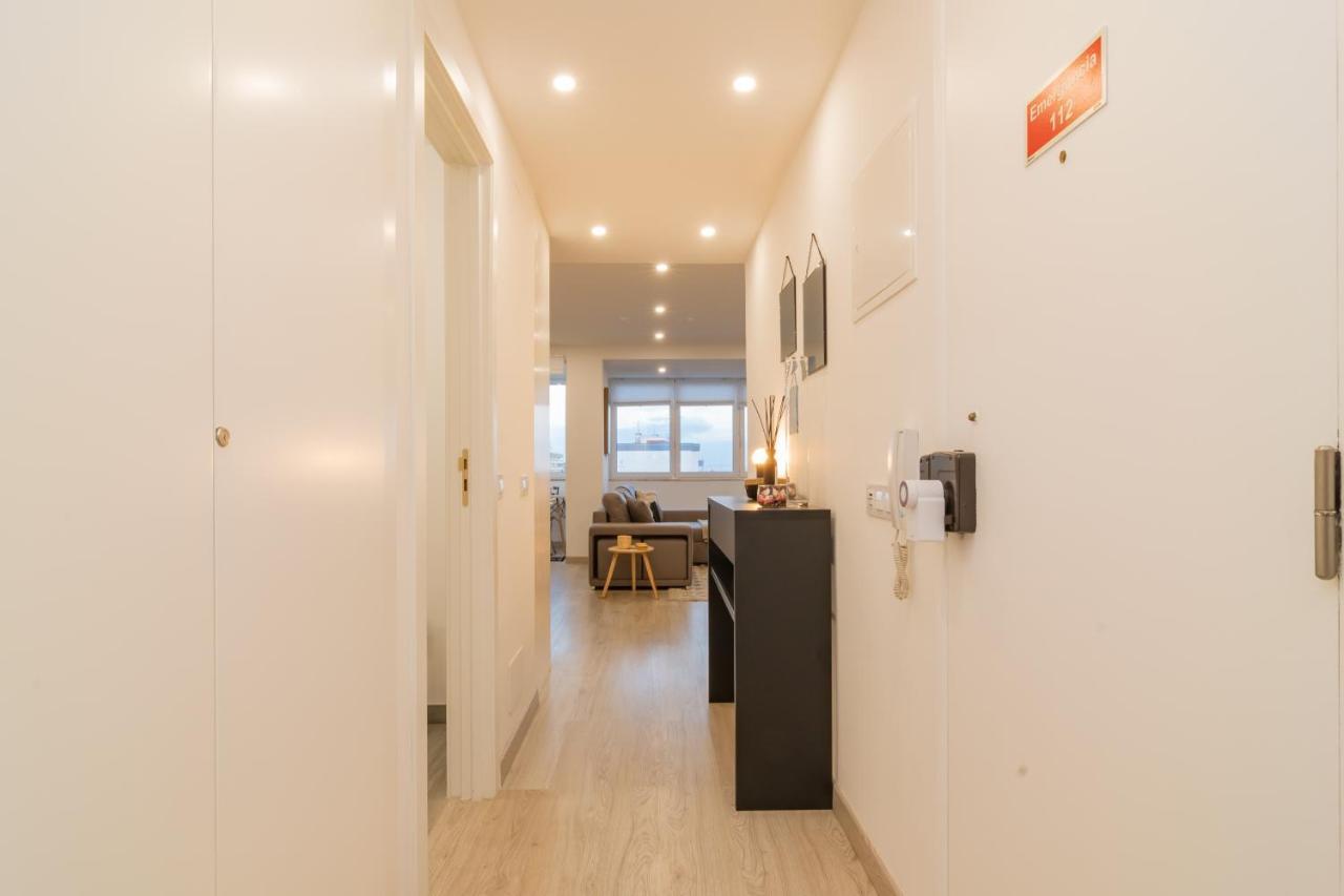 Stylish Apartment W/ River View By Lovelystay Oeiras Eksteriør billede